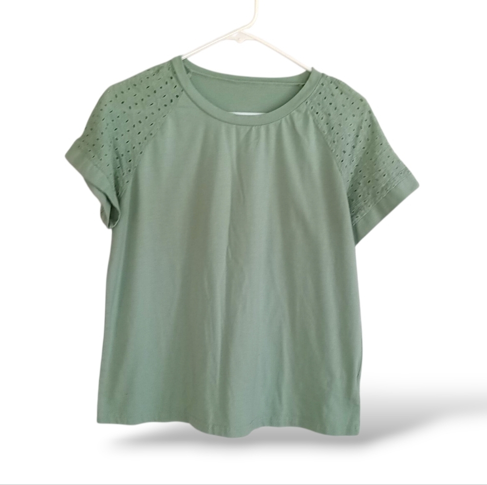 Sage Green Eyelet Sleeve Tee Shirt M
